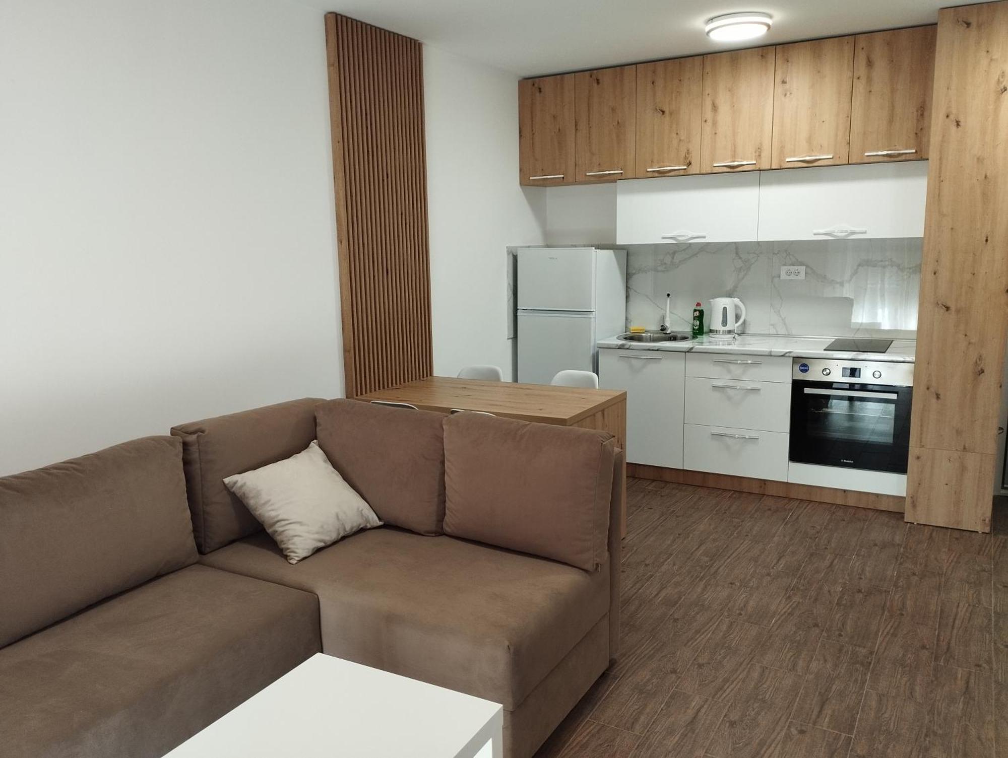 Apartment With Pool Veliko Gradište Eksteriør billede